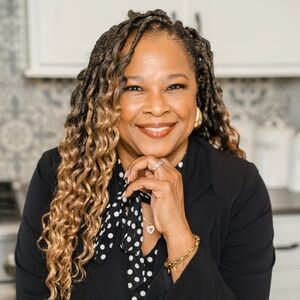 Meet your Posher, Sherry